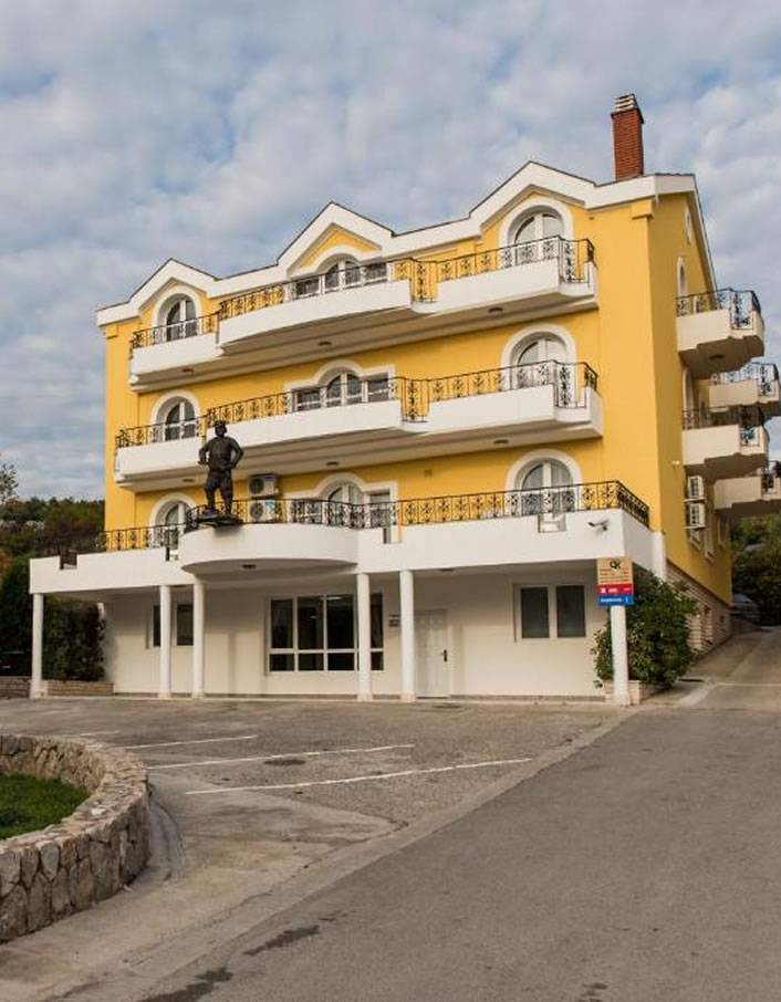 Crnogorska kuća